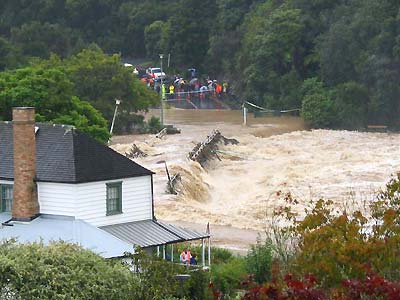 View of the bridge from behind the Kemp House