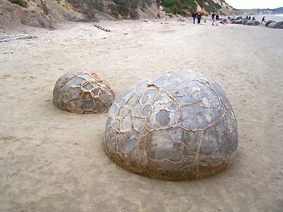 Moreaki Boulders